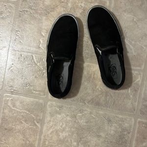 Black Slip-on Vans